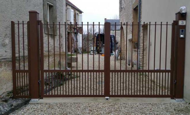 Entreprise d’installation de portails, Villefranche-sur-Saône, Menuiserie Alexandre Brosse