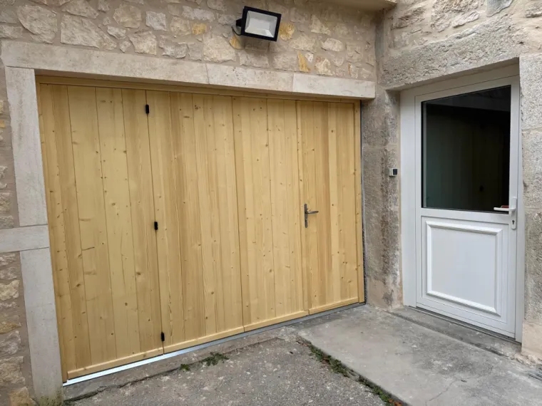 Porte de garage bois
