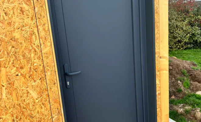 PORTE D'ENTREE PLEINE